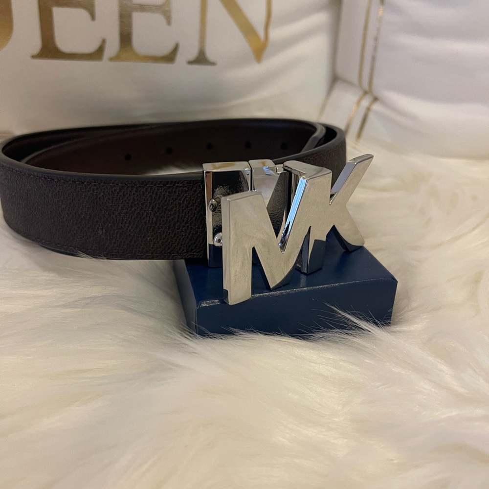 Michael Kors Brown Leather Buckle Belt Silver hardware logo size 30